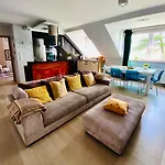 公寓 View Luxury 奥斯特罗达