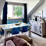 View Luxury *